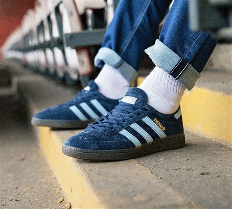 adidas spezial navy cream|adidas navy gum spezials.